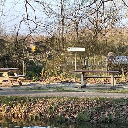 Gite Le Bois De Montpouillan Marmande Exterior foto