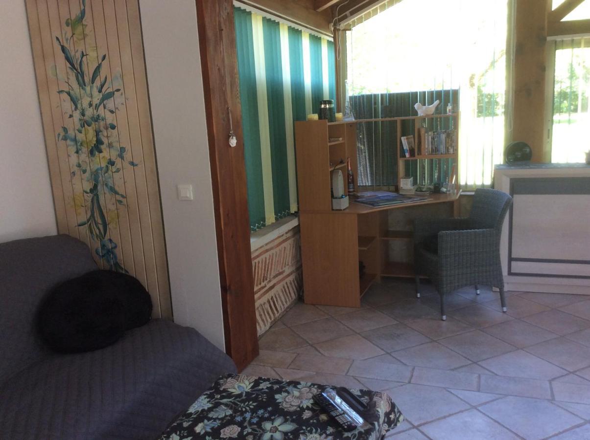 Gite Le Bois De Montpouillan Marmande Exterior foto